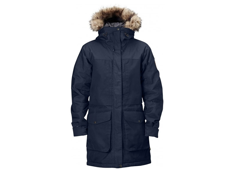 Varm och skön vinterjacka från Fjällräven, modell Barents Parka. Bild från Fjällräven.